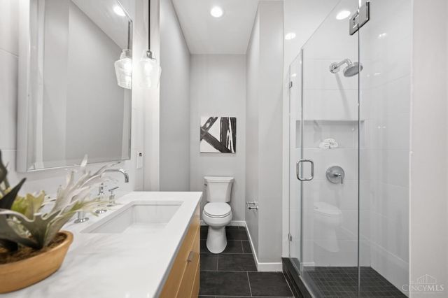 131 W Fifteenth Street, Cincinnati, OH 45202