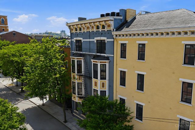 131 W Fifteenth Street, Cincinnati, OH 45202