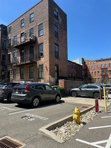 131 W Fifteenth Street, Cincinnati, OH 45202