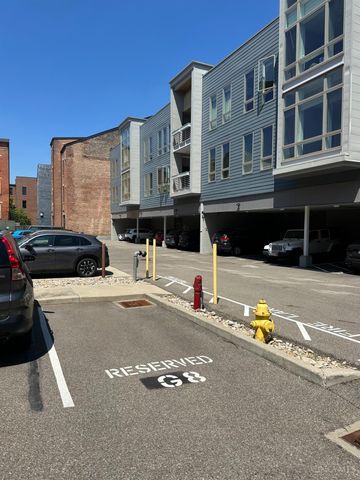 131 W Fifteenth Street, Cincinnati, OH 45202