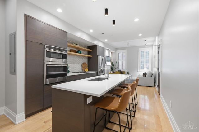 131 W Fifteenth Street, Cincinnati, OH 45202