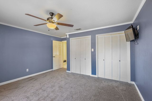 402 W Court Ave, Fort Davis, TX 79734