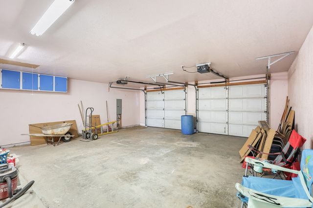 402 W Court Ave, Fort Davis, TX 79734