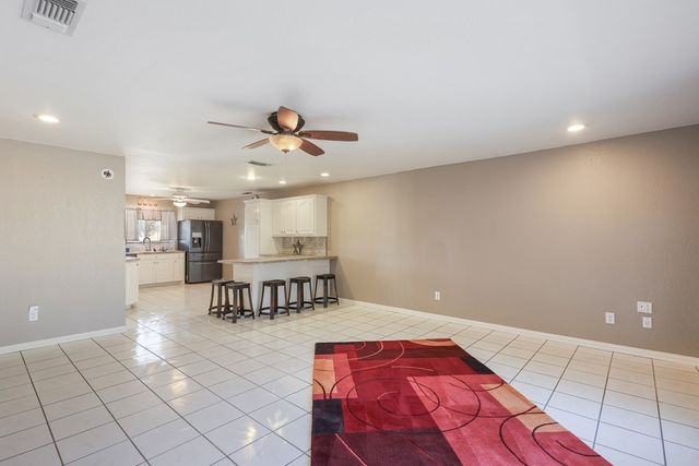 402 W Court Ave, Fort Davis, TX 79734