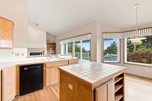 5602 S Glendora Dr, Spokane, WA 99223