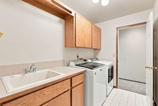 5602 S Glendora Dr, Spokane, WA 99223