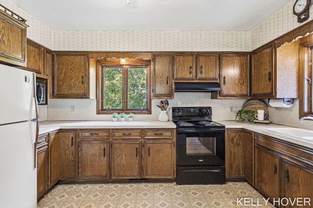 1191 144th Avenue, Dorr Twp, MI 49348
