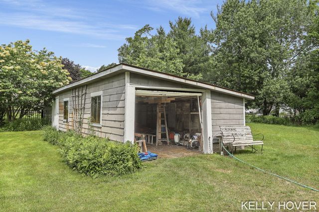 1191 144th Avenue, Dorr Twp, MI 49348