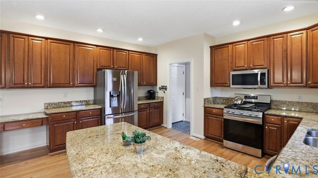 7156 Sydnor Ln, Mechanicsville, VA 23111