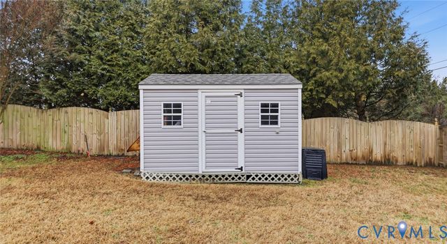 7156 Sydnor Ln, Mechanicsville, VA 23111