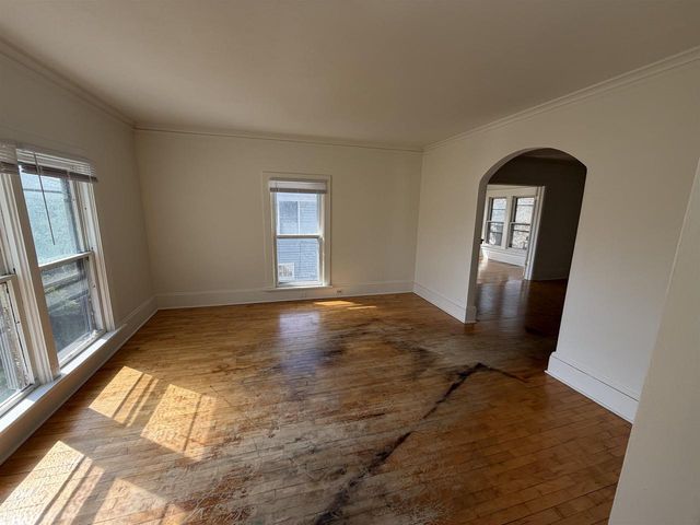 60-62 Tayco Street, Menasha, WI 54952
