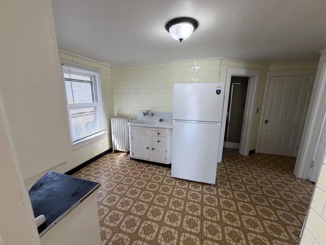 60-62 Tayco Street, Menasha, WI 54952