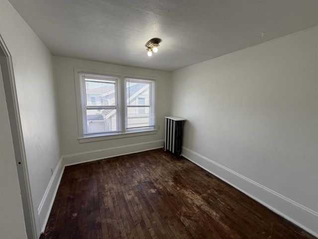 60-62 Tayco Street, Menasha, WI 54952
