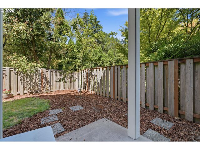 12833 Sw 116TH Ave, Tigard, OR 97223