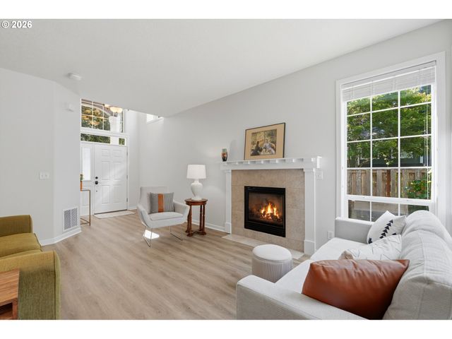 12833 Sw 116TH Ave, Tigard, OR 97223