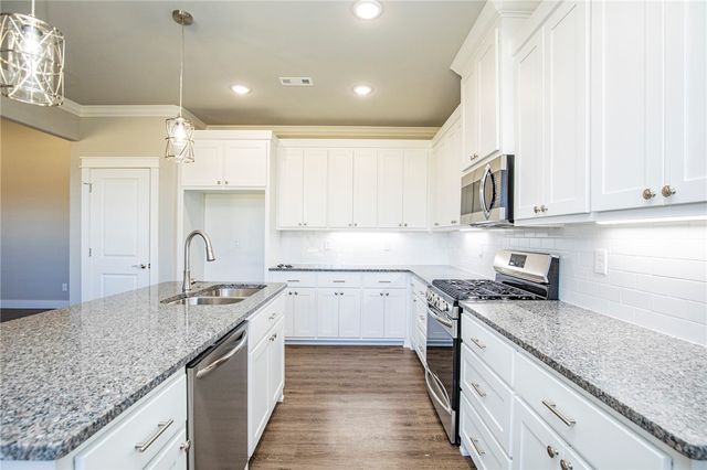 1936 Seay Circle, Pea Ridge, AR 72751