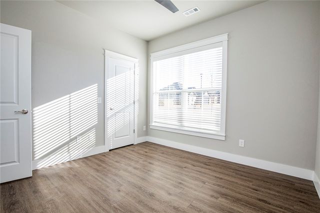 1936 Seay Circle, Pea Ridge, AR 72751