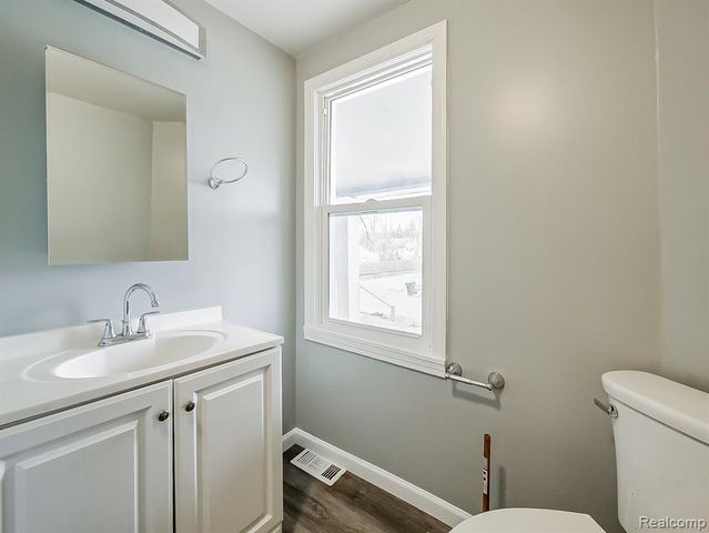 750 Scottwood Street, Pontiac, MI 48340