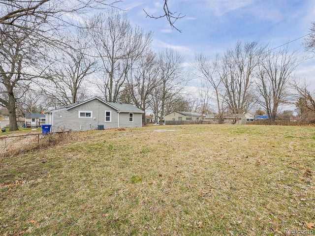 750 Scottwood Street, Pontiac, MI 48340