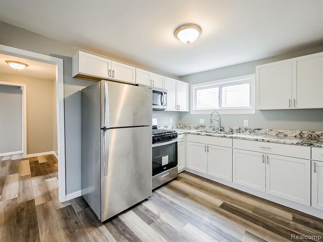 750 Scottwood Street, Pontiac, MI 48340