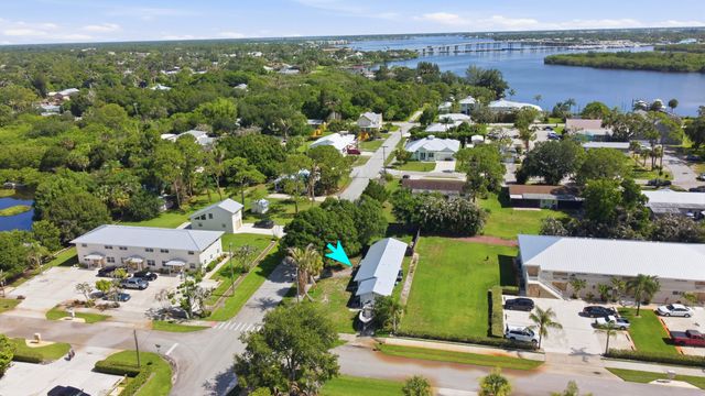 623 SW 35th Street, Palm City, FL 34990