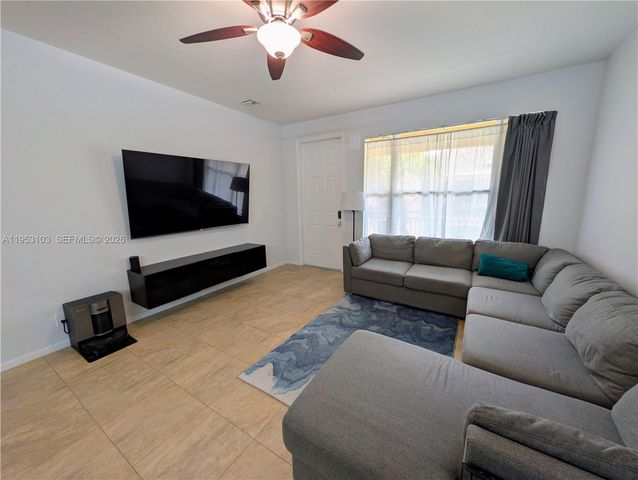 3561 Forest Hill Blvd 80, Palm Springs, FL 33406