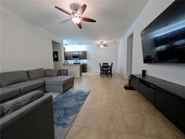 3561 Forest Hill Blvd 80, Palm Springs, FL 33406