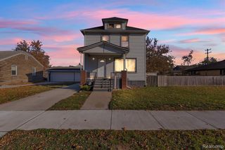 1566 University Avenue, Lincoln Park, MI 48146