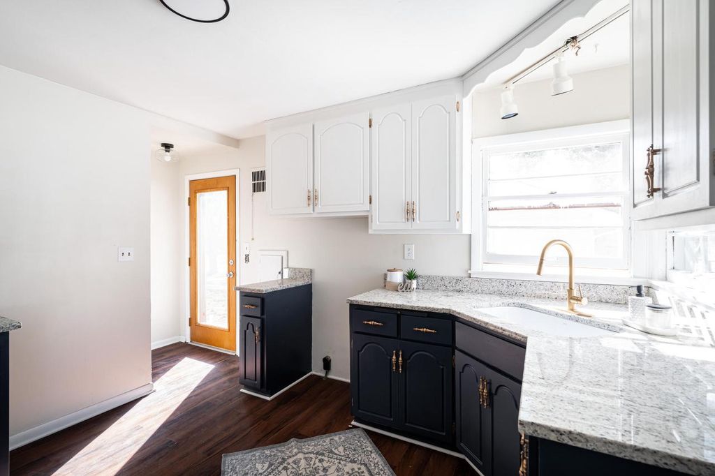 3739 N 97th PLACE, Milwaukee, WI 53222