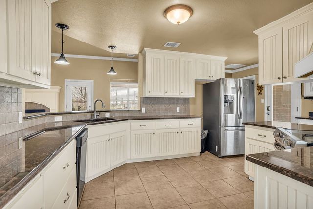 12338 Park Ridge Trail, Fort Worth, TX 76179