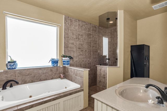 12338 Park Ridge Trail, Fort Worth, TX 76179