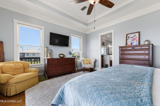 6619 Belle Fontaine Drive, Ocean Springs, MS 39564