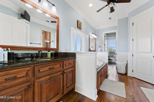 6619 Belle Fontaine Drive, Ocean Springs, MS 39564