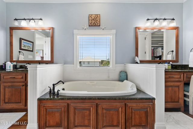 6619 Belle Fontaine Drive, Ocean Springs, MS 39564