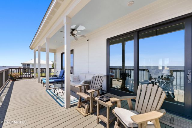 6619 Belle Fontaine Drive, Ocean Springs, MS 39564