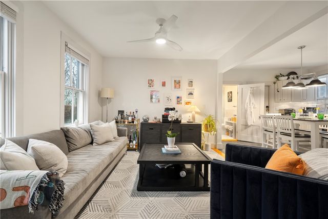 33 Marsh Street, Newport, RI 02840