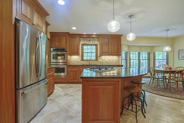 10708 Weatherstone Court, Symmes Twp, OH 45140
