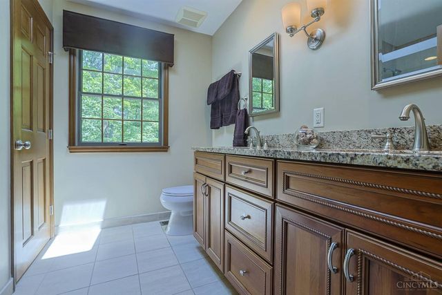 10708 Weatherstone Court, Symmes Twp, OH 45140