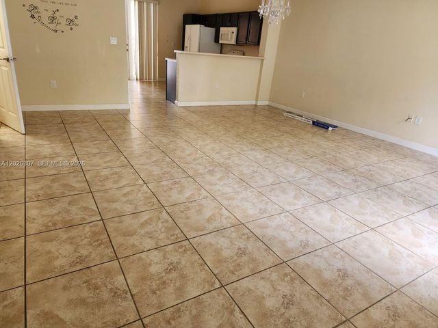 17009 SW 94th Ter, Miami, FL 33196