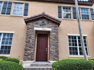 17009 SW 94th Ter, Miami, FL 33196