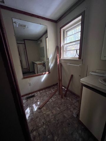 235 Ernest Looper Rd, Rickman, TN 38580