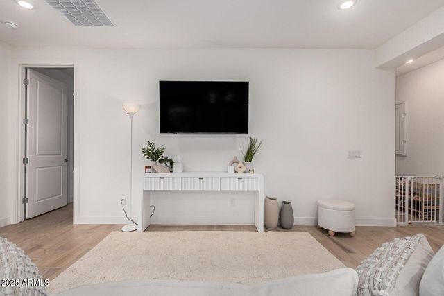 11300 N CASA DEGA Drive 1042, Surprise, AZ 85388