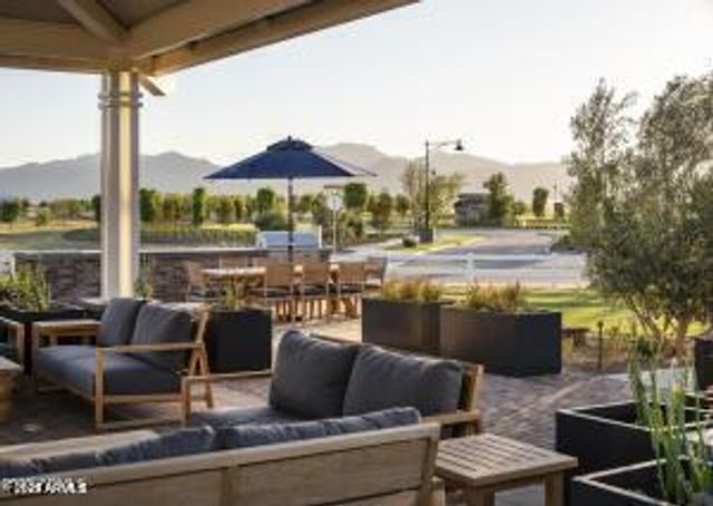 11300 N CASA DEGA Drive 1042, Surprise, AZ 85388