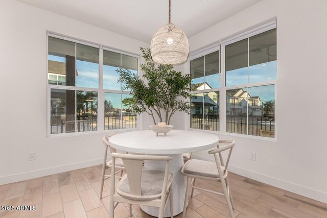 11300 N CASA DEGA Drive 1042, Surprise, AZ 85388