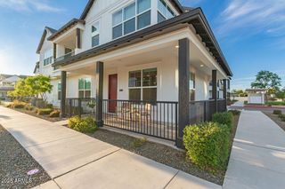 11300 N CASA DEGA Drive 1042, Surprise, AZ 85388