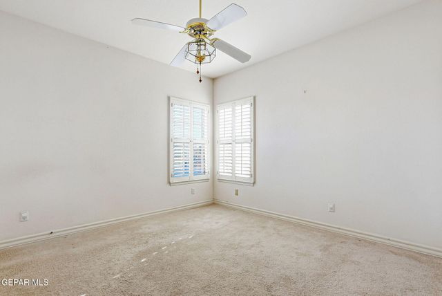 851 VIA ALEGRE Lane, El Paso, TX 79912