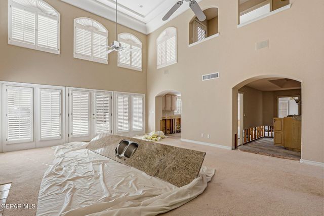 851 VIA ALEGRE Lane, El Paso, TX 79912