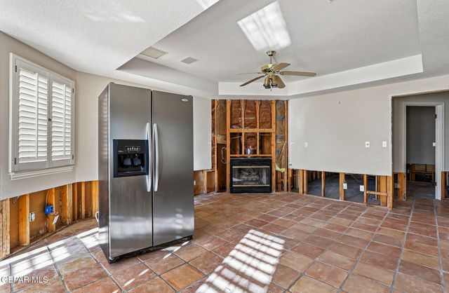 851 VIA ALEGRE Lane, El Paso, TX 79912