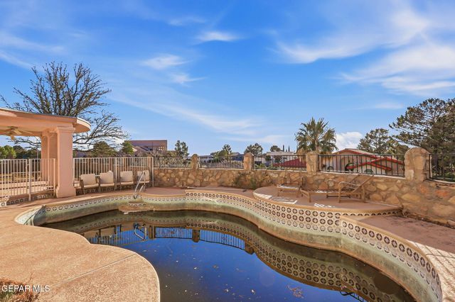 851 VIA ALEGRE Lane, El Paso, TX 79912