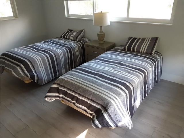 2417 BAYVIEW Drive, Fort Lauderdale, FL 33305